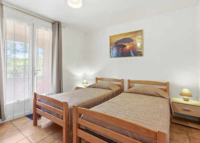 Apartment Pour 4 Les Pins *