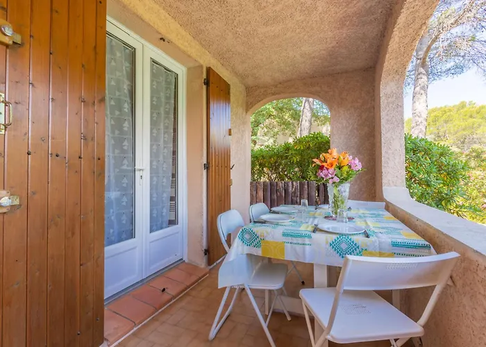 Pour 4 Les Pins Apartment Saint-Raphael (Var)